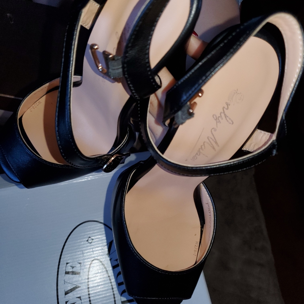 Onlymaker heels sz 7.5